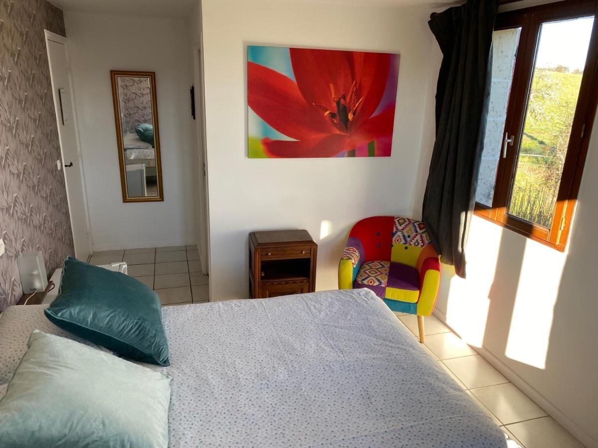Le Domaine Du Gravier Bed & Breakfast Gramat Bagian luar foto
