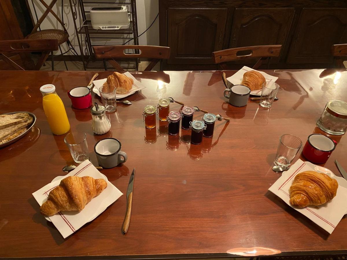 Le Domaine Du Gravier Bed & Breakfast Gramat Bagian luar foto