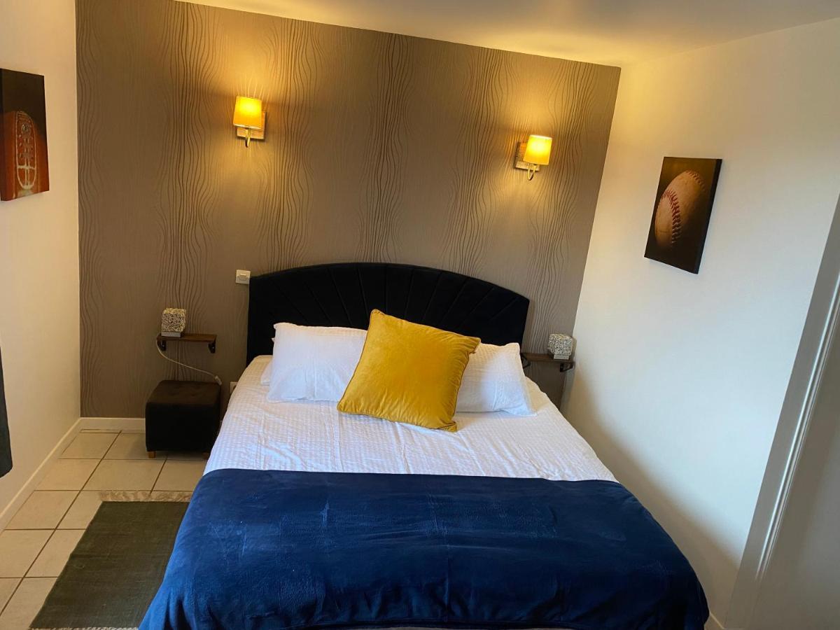 Le Domaine Du Gravier Bed & Breakfast Gramat Bagian luar foto