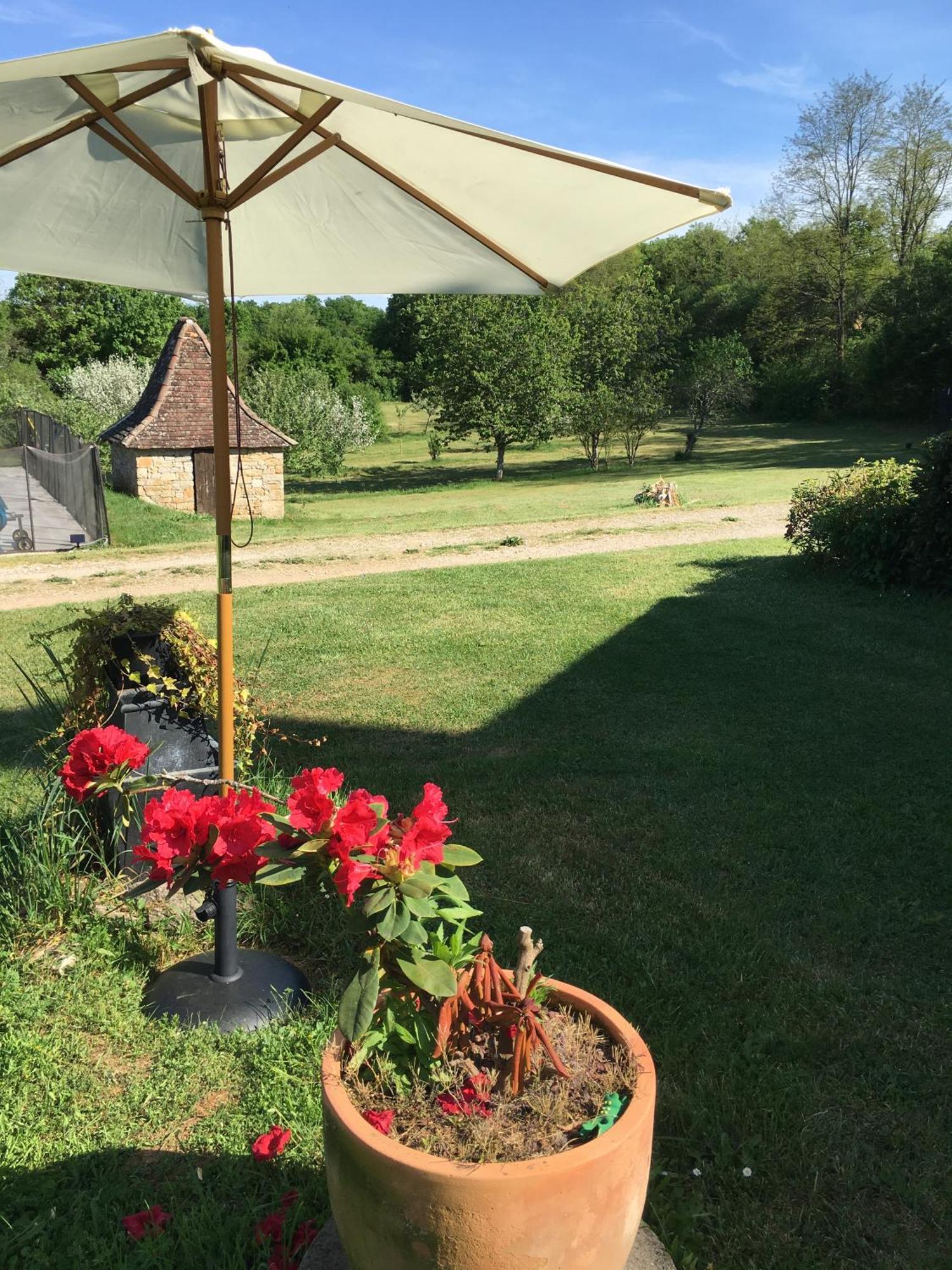 Le Domaine Du Gravier Bed & Breakfast Gramat Bagian luar foto