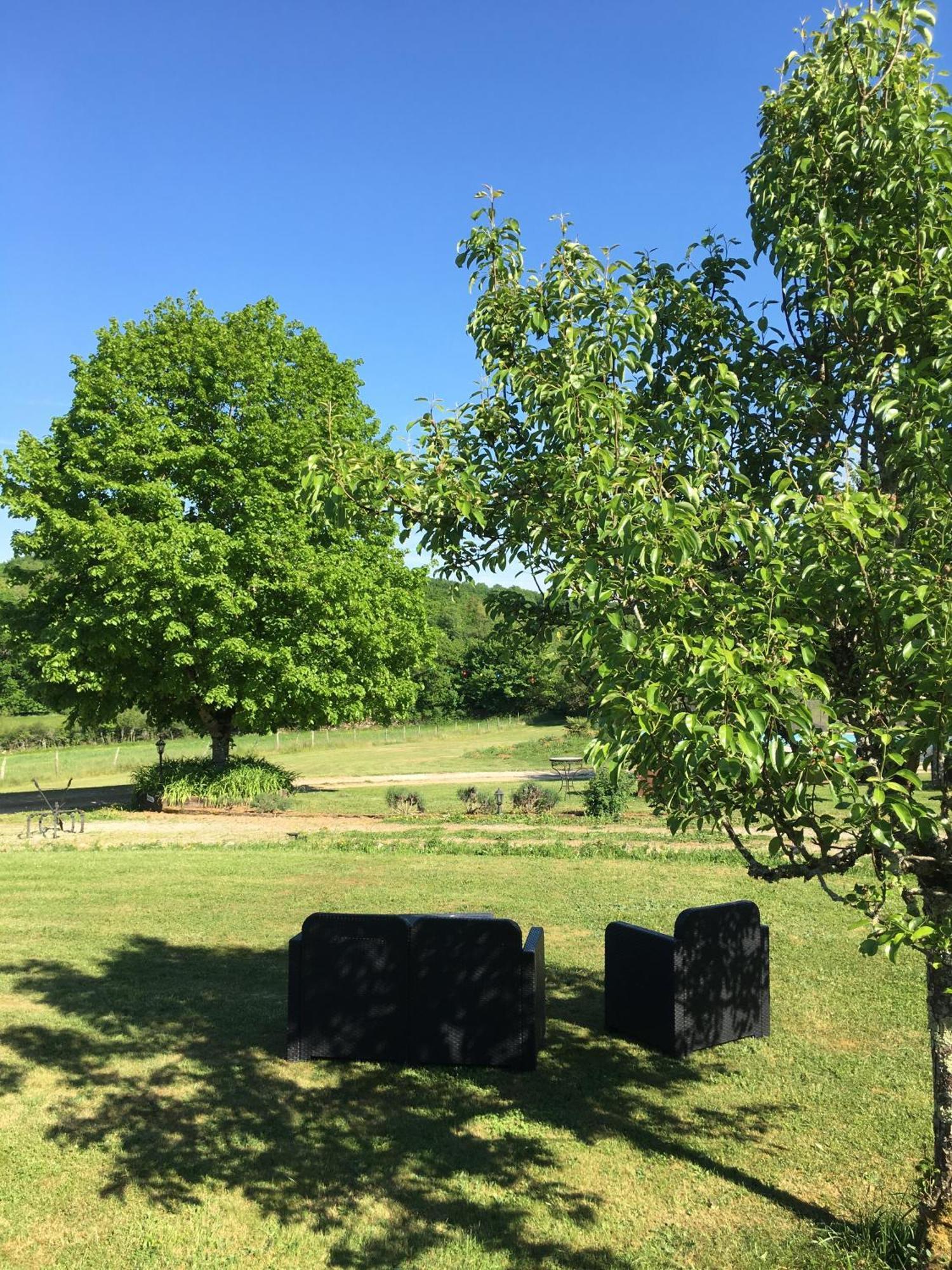 Le Domaine Du Gravier Bed & Breakfast Gramat Bagian luar foto